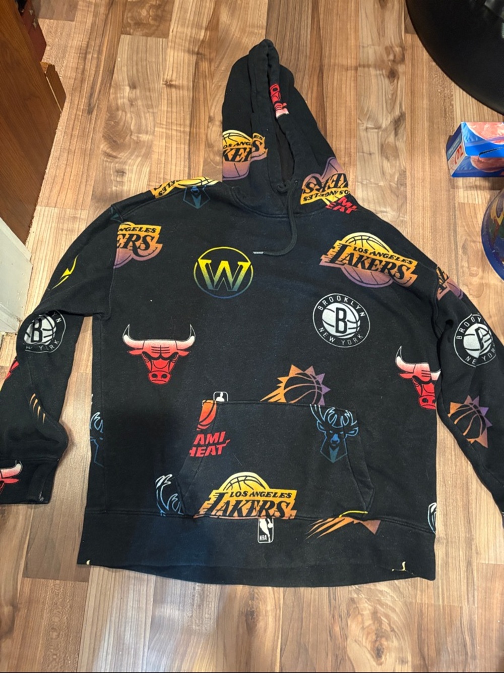 Hollister x NBA Oversized Fleece Hoodie Men's Small S Black Multi Team All Over